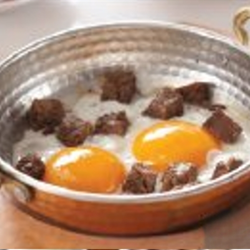 Sahanda Kavurmalı Yumurta